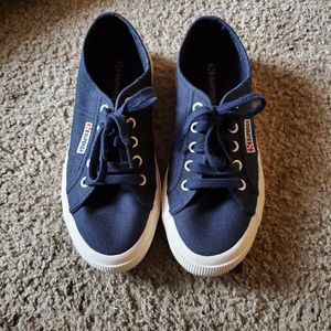 Superga womens sz. 7